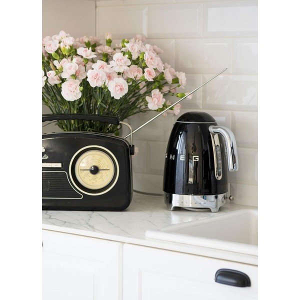 Must roostevabast terasest veekeetja 1,7 l Retro Style - SMEG-image-1