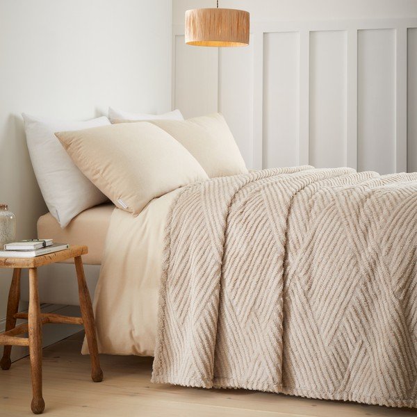Naturaalset värvi voodikate 230x220 cm Heat Buddy Super Thermal - Catherine Lansfield-image-1