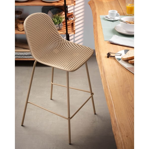 Beež metallist-plastist aia baaritool Quinby - Kave Home-image-1