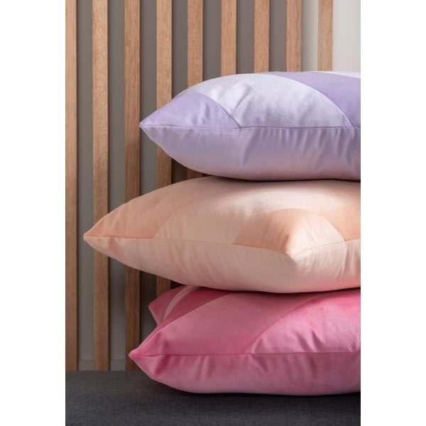 Sametine dekoratiivpadi 45x45 cm Tono – PT LIVING-image-1