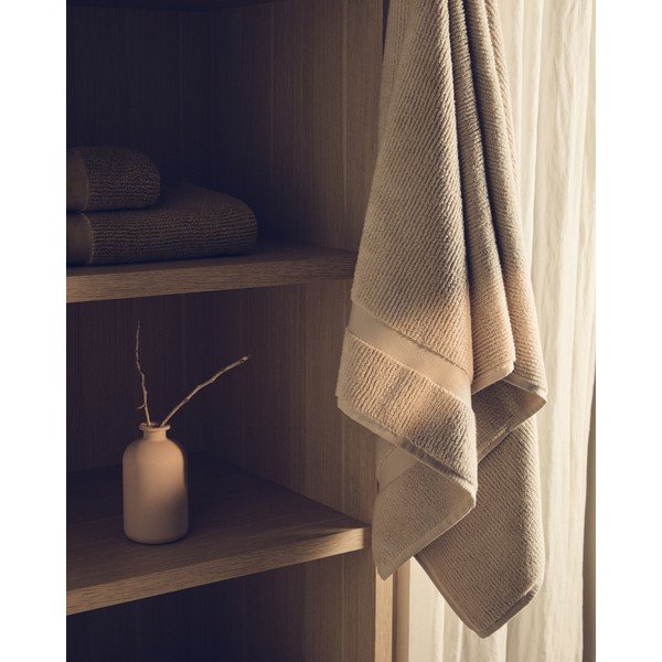 Beež frotee puuvillane vannirätik 70x140 cm Olvira - Kave Home-image-3