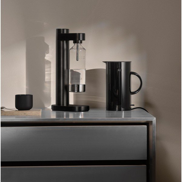 Must plastmassist veekeetja 1,5 l EM77 - Stelton-image-1