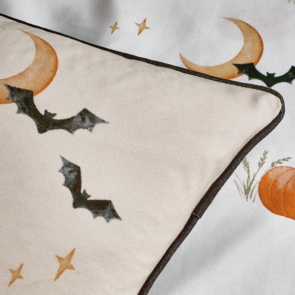 Dekoratiivpadi halloweeni motiiviga 45x45 cm Halloween Highland Cow - Catherine Lansfield-image-2