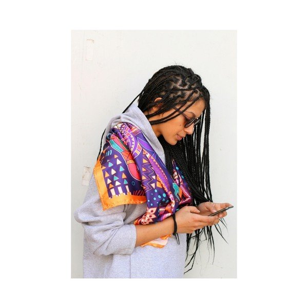 Naiste sall , 70 x 50 cm Electric Animals - Madre Selva-image-1