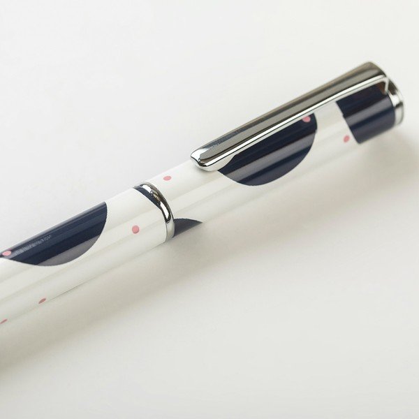 Pistepliiats - Busy B-image-3