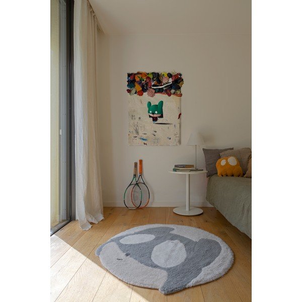 Hall-kreem pestav käsitsi kootud villane laste vaip ø100 cm Astromouse - Lorena Canals-image-4