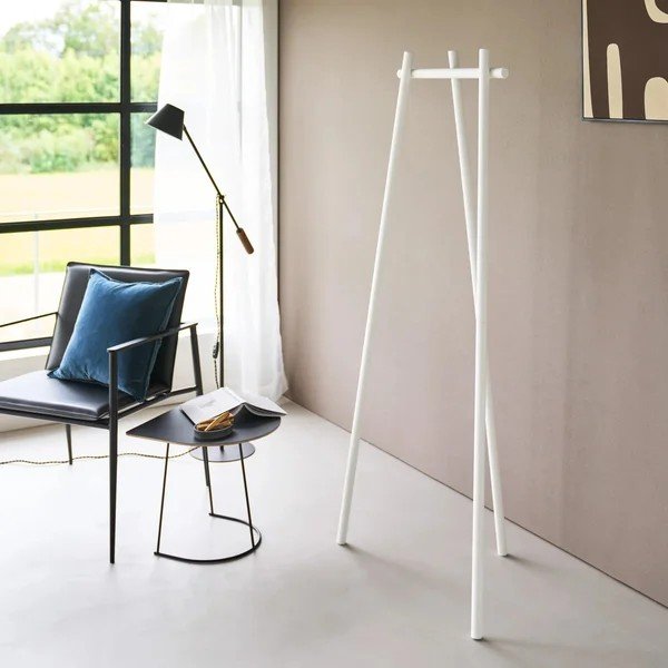 Valge metallist riidepuuraam 43x153,5 cm Tower Tri-Post - YAMAZAKI-image-2