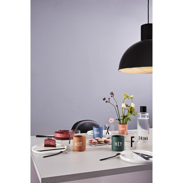 Tumeroheline portselanist kruus 300 ml Hey – Design Letters-image-3