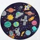 Tumesinine pestav laste mänguvaip ø100 cm Into The Space - Mila Home