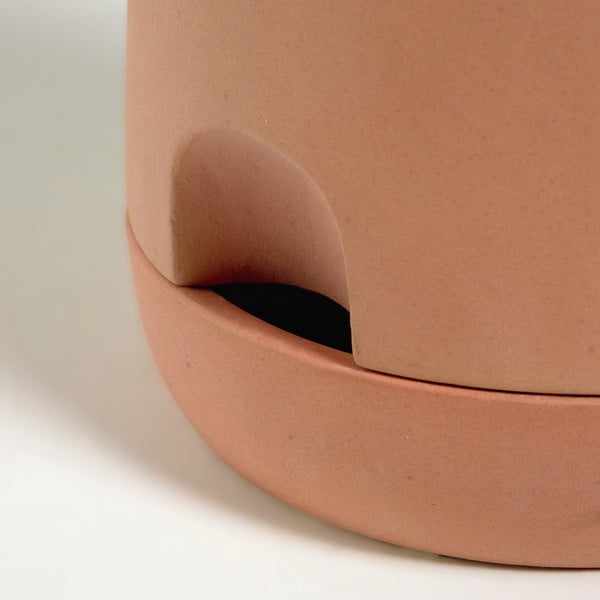 Terrakotast isevoolav istutusanum koos kausiga Lelis, kõrgus 50 cm Luigina - Kave Home-image-1