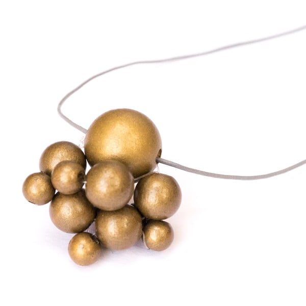 Dřevěný náhrdelník ve zlaté barvě Ko-ra-le Lucky