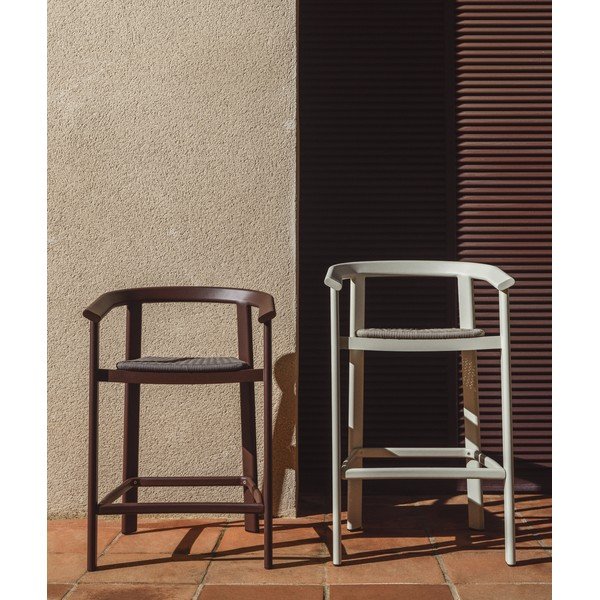 Pruun puidust aiabaari tool Erice - Kave Home-image-1