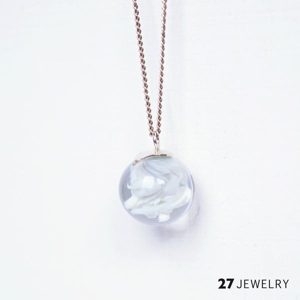 Bílý náhrdelník ze skla Enamor