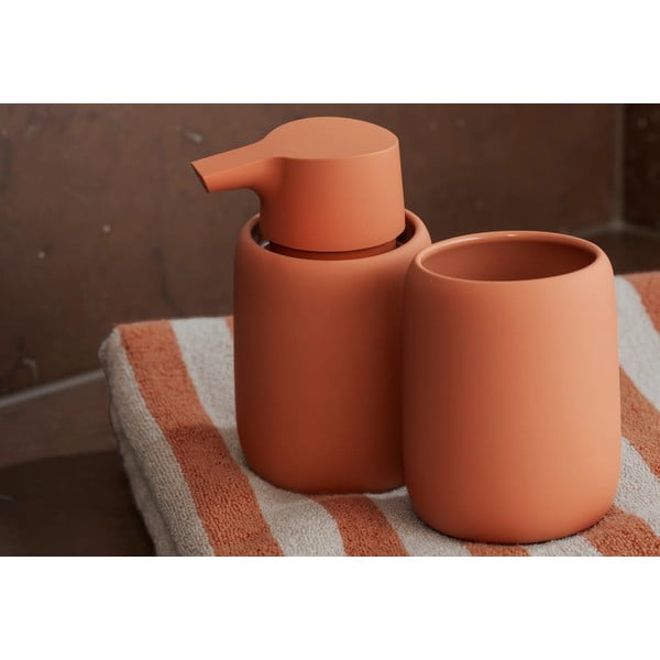 Oranž/beež orgaanilisest puuvillast froteerätik 70x140 cm Arto - Blomus-image-4