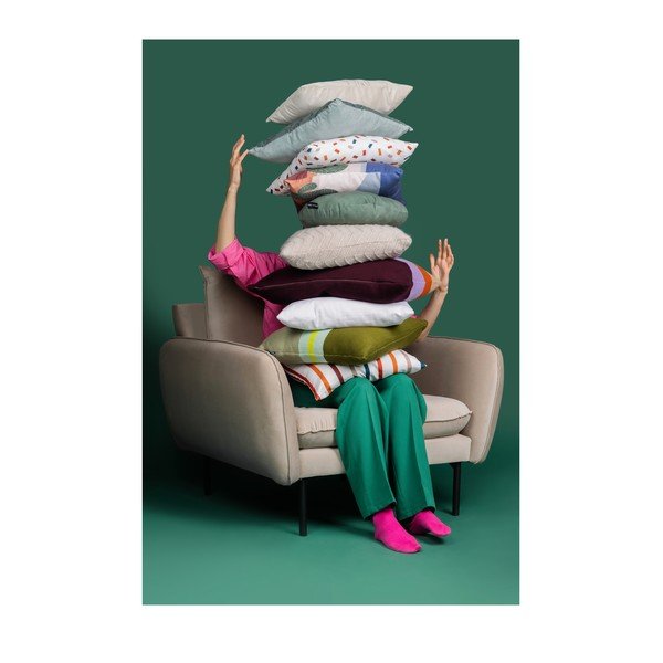 Beež sametist tugitool Vienna - Cosmopolitan Design-image-1