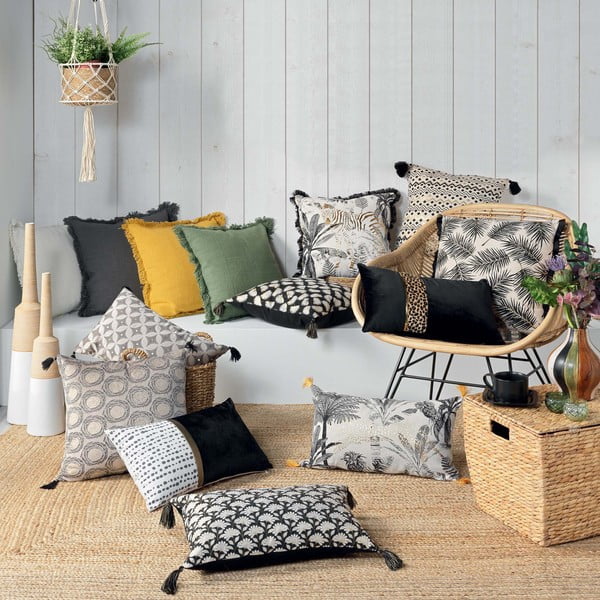 Dekoratiivpadi 45x45 cm Vanina - douceur d'intérieur-image-1