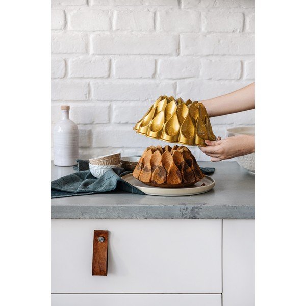 Kuldne alumiiniumist küpsetusvorm Volcania - Bonami Selection-image-3