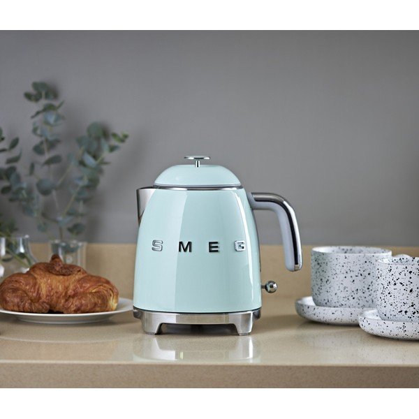 Heleroheline roostevabast terasest veekeetja 800 ml Retro Style - SMEG-image-3
