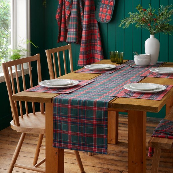 Puuvillane laualinik jõulumotiiviga 220x32 cm Christmas Tartan Check - Catherine Lansfield-image-2