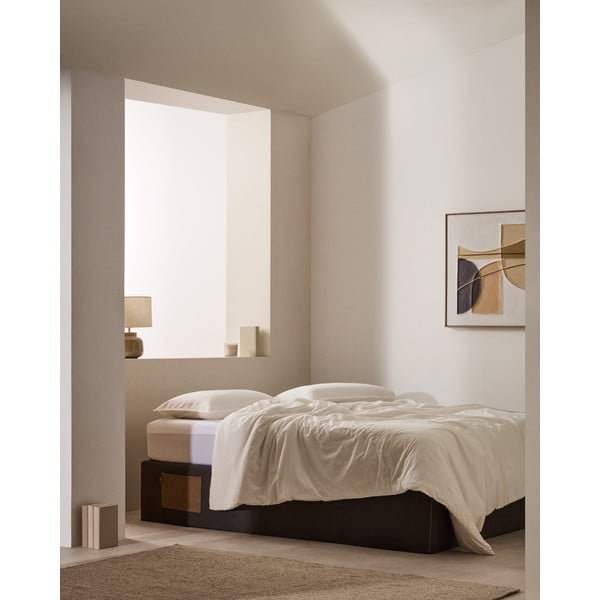 Must polsterdatud üheinimesevoodi koos panipaigaga 140x190 cm Matters - Kave Home-image-1