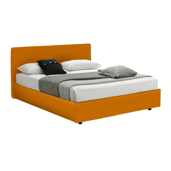 Oranžová dvoulůžková postel s úložným prostorem a matrací 13Casa Ninfea, 160 x 200 cm