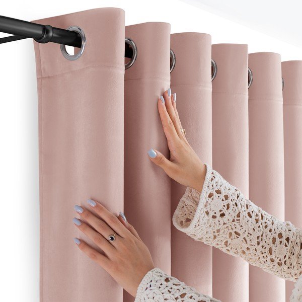 Heleroosa sametist pimendav kardin 265x225 cm Velto - Filumi-image-4