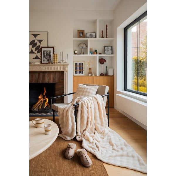 Mikroplüüsist dekoratiivpadi 45x45 cm Wave - Tiseco Home Studio-image-3