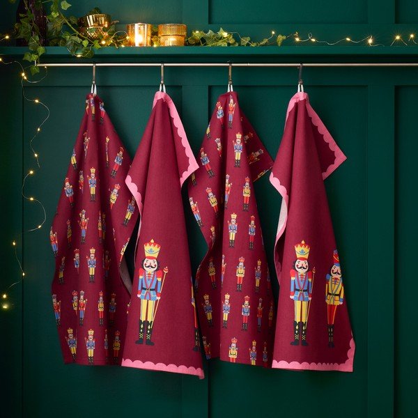 Puuvillased köögirätikud jõulumotiiviga 4 tk komplektis 70x50 cm Christmas Nutcracker - Catherine Lansfield-image-1