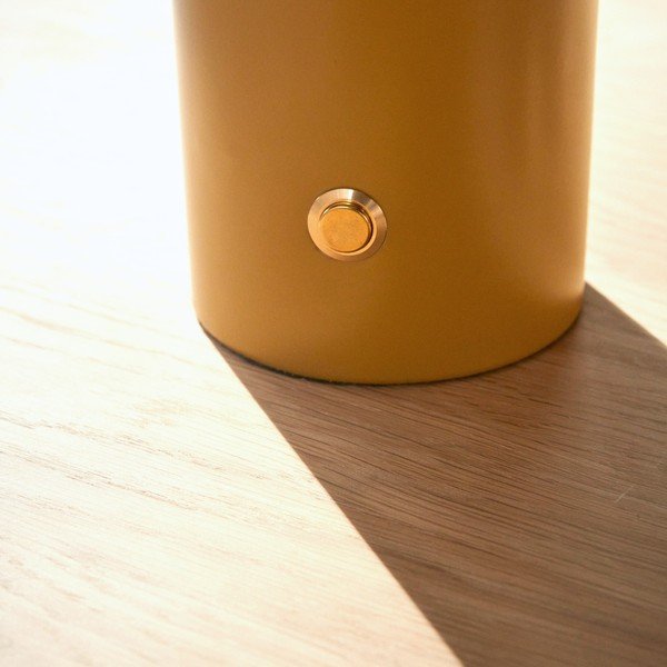 Ookerkollane metallist laualamp (kõrgus 41 cm) Hatto - OYOY Living Design-image-4