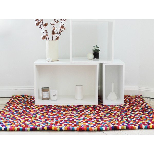 Tumepunane pallivillane vaip , 100 x 150 cm Ball Rugs - Wooldot-image-2