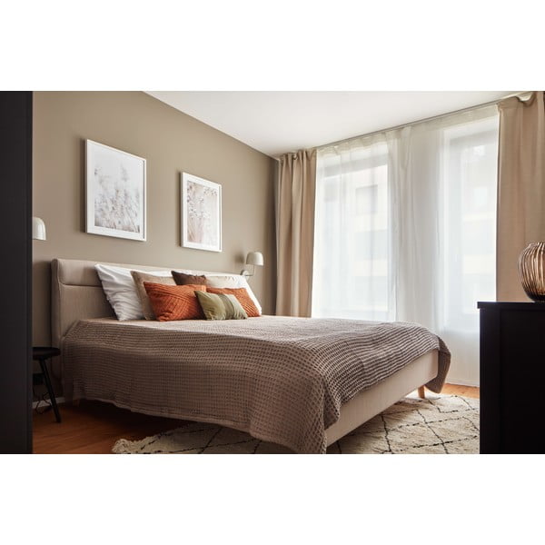 Beež polsterdatud kaheinimesevoodi koos voodipõhja ja panipaigaga 160x200 cm Lotte - Meise Möbel-image-1