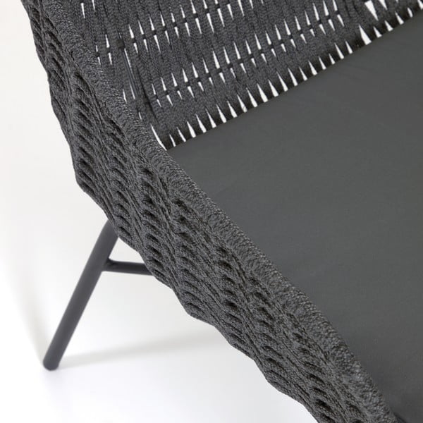 Must käsitsi kootud välistool Abeli - Kave Home-image-1