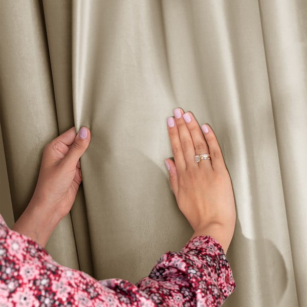 Pruun-beež sametist dimout-kardin 140 × 270 cm Pleat – Restilo-image-4