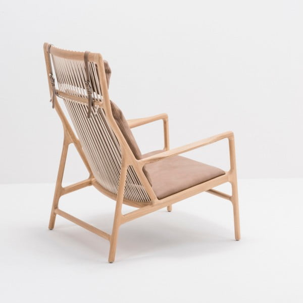 Massiivse tamme konstruktsiooniga ja pruunist pühvlinahast istmega tugitool Dedo - Gazzda-image-2