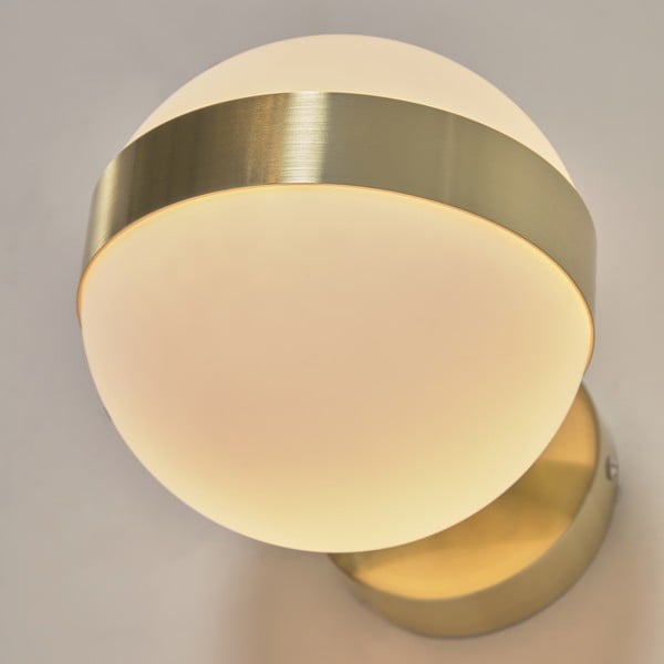 Kuldne seinalamp ø 15 cm Anasol - Kave Home-image-1