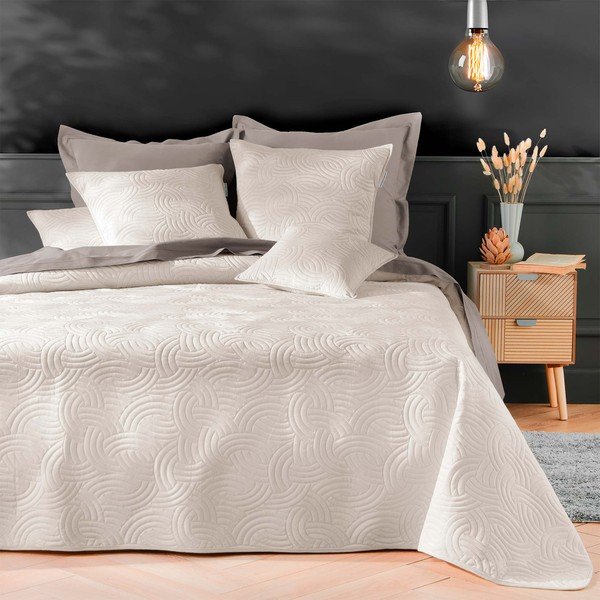 Kreemikas sametist voodikatte ja padjapüüri komplekt 220x240 cm Solange - douceur d'intérieur-image-1