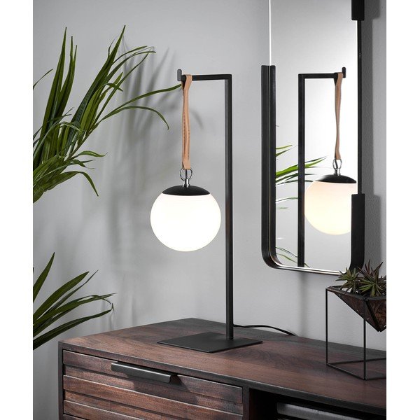 Must metallist laualamp plastvarjuga (kõrgus 60 cm) Monteiro - Kave Home-image-1