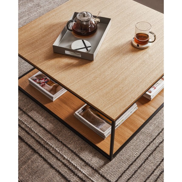 Tammeplaadiga kohvilaud 80x80 cm Yona - Kave Home-image-1