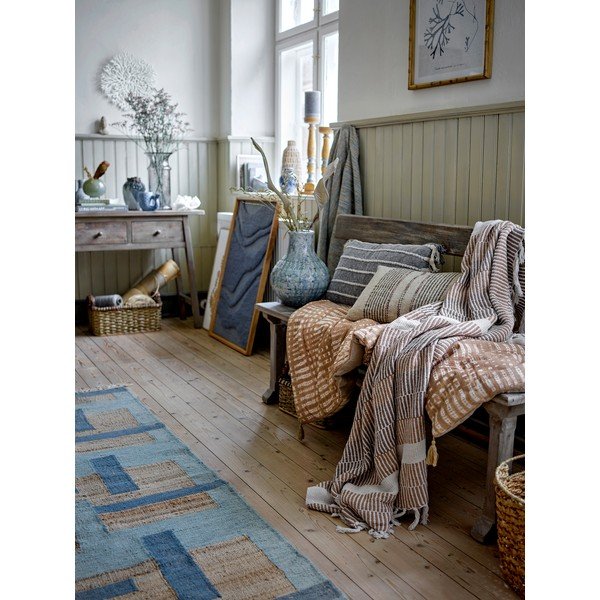 Naturaalsest värvist taaskasutatud puuvillast televiisoritekk 160x130 cm Isnel - Bloomingville-image-1
