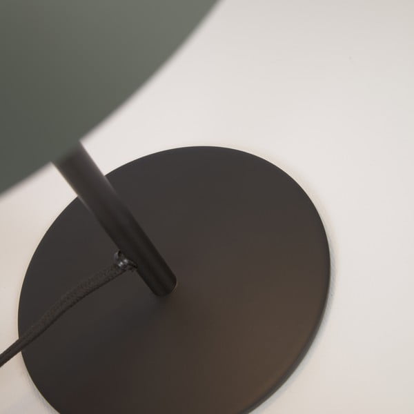 Roheline metallvarjuga laualamp (kõrgus 33 cm) Aleyla - Kave Home-image-2