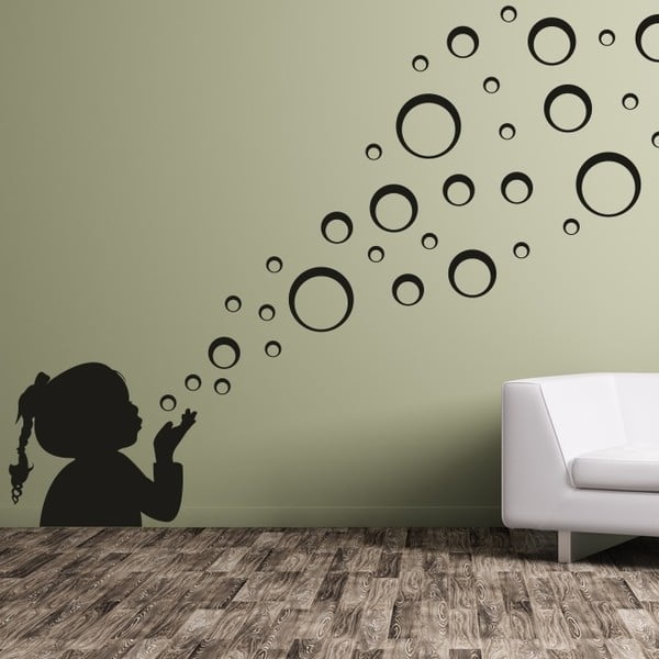 Samolepka na stěnu Malá holčička a bubliny, černá
