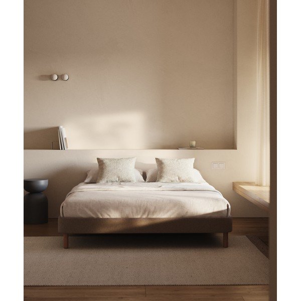 Pruun polsterdatud kaheinimesevoodi ilma peatsita 160x200 cm Ofelia - Kave Home-image-1