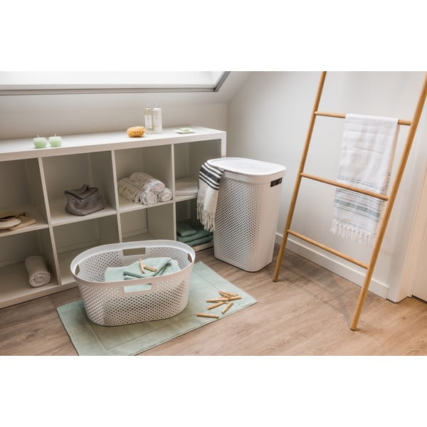 Valge plastikust pesukorv 60 l Infinity - Curver-image-2