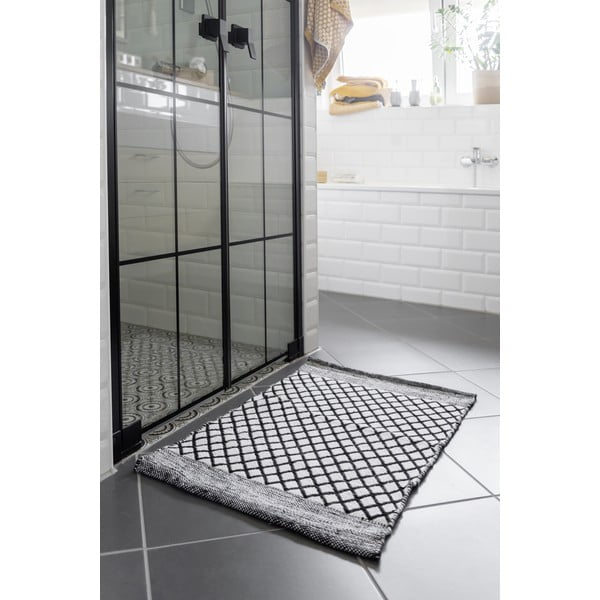 Must-valge vannitoamatt taaskasutatud plastist 50x80 cm Tara - Wenko-image-1