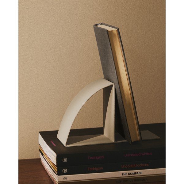 Raamatutugi Mistra - Kave Home-image-1