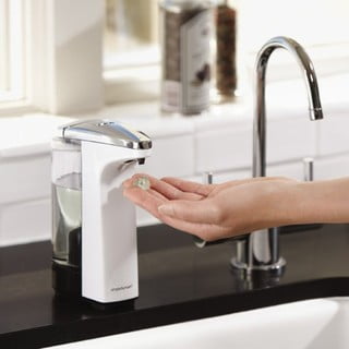 Valge automaatne plastist seebidosaator 237 ml - simplehuman
