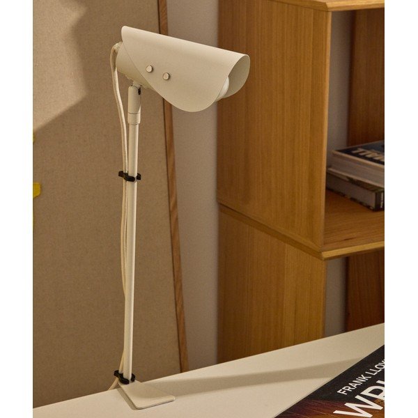 Helehall metallist laualamp klambriga (kõrgus 51 cm) Jula - Kave Home-image-3