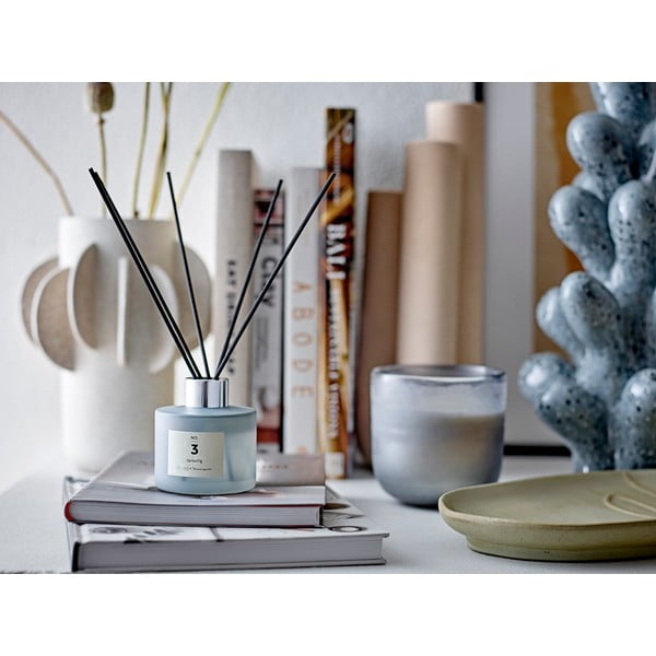 Kodulõhnastaja No. 3 Santal Fig – ILLUME x Bloomingville-image-2