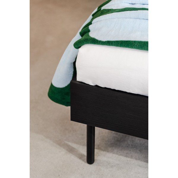 Must polsterdatud/puitlaastplaadist kaheinimesevoodi liistudest raamiga 160x200 cm Streiko - noo.ma-image-4