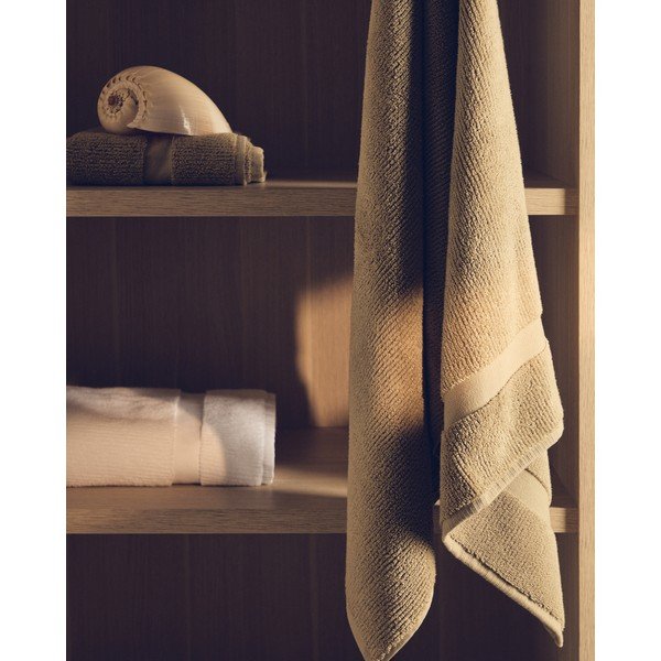 Roheline frotee puuvillane vannirätik 70x140 cm Olvira - Kave Home-image-1
